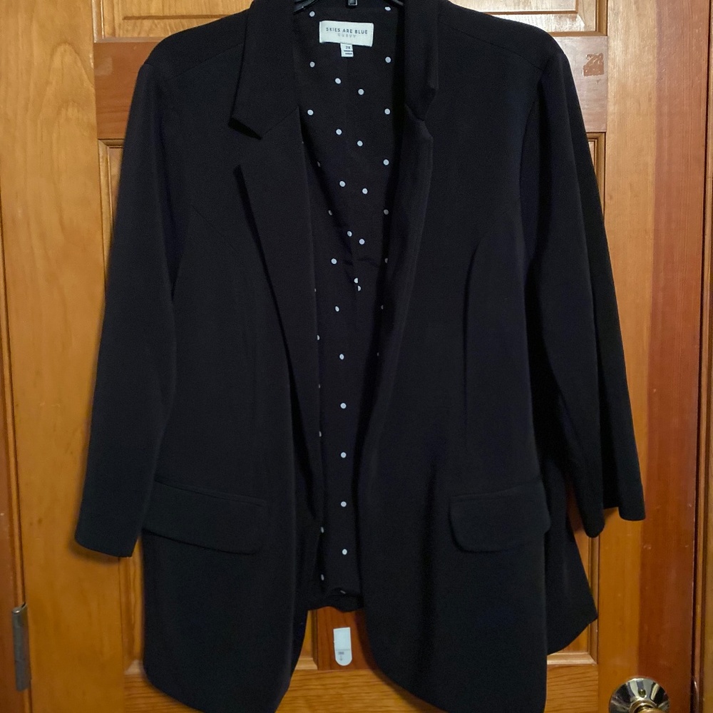 Skies are Blue Curvy Black Blazer- never worn!